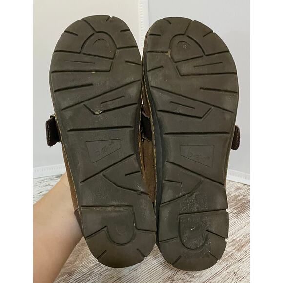 BOC Born Brown Leather Women’s Shoes With Buckle Accent - Picture 3 of 4